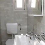 Apartman Lovely 2-bed In Okrug Gornji Okrug Gornji